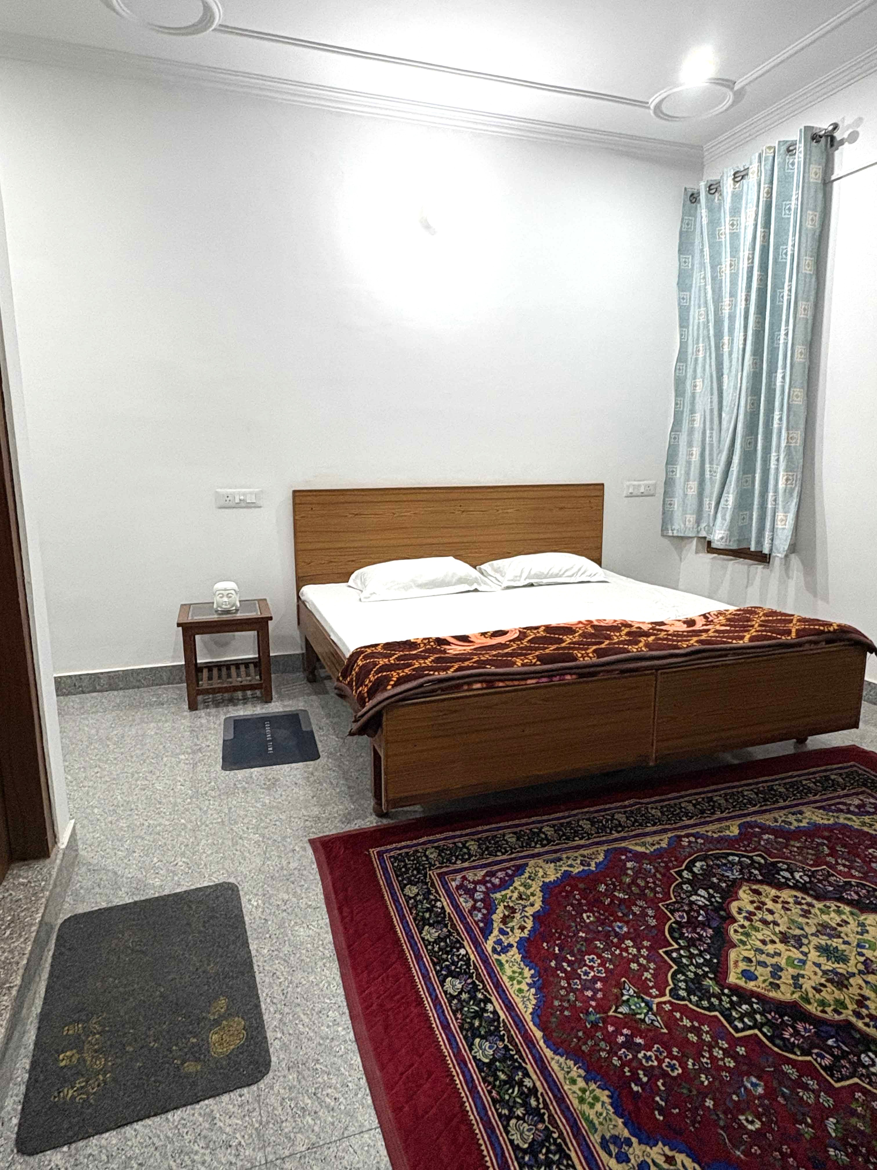 The Cloud Seven - Our Studio Apartment
